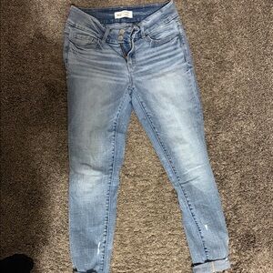 BKE Women's Light Blue Skinny Jeans